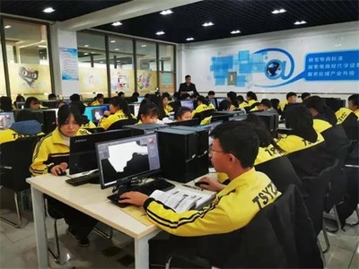唐山一職專電子商務(wù) 阿里巴巴電商專才與淘寶職業(yè)經(jīng)紀(jì)人專業(yè)迎來招生季